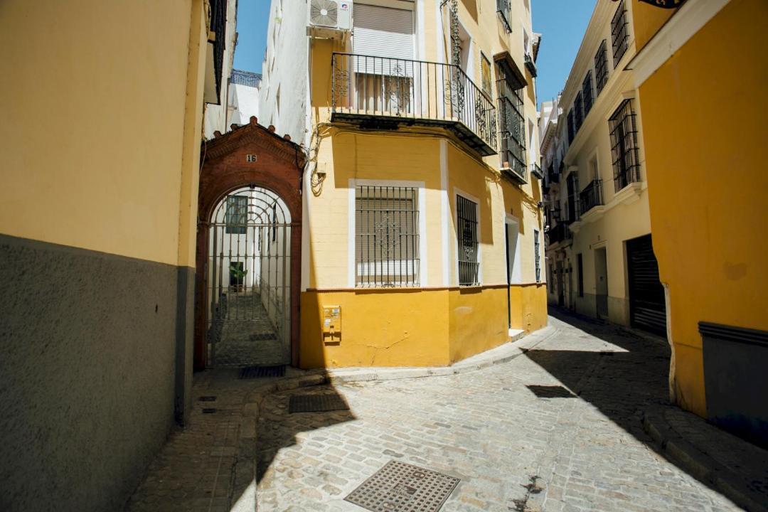 Attic With Terrace- 1Bd 1Bth- Corral Del Rey Apartment Seville Exterior photo