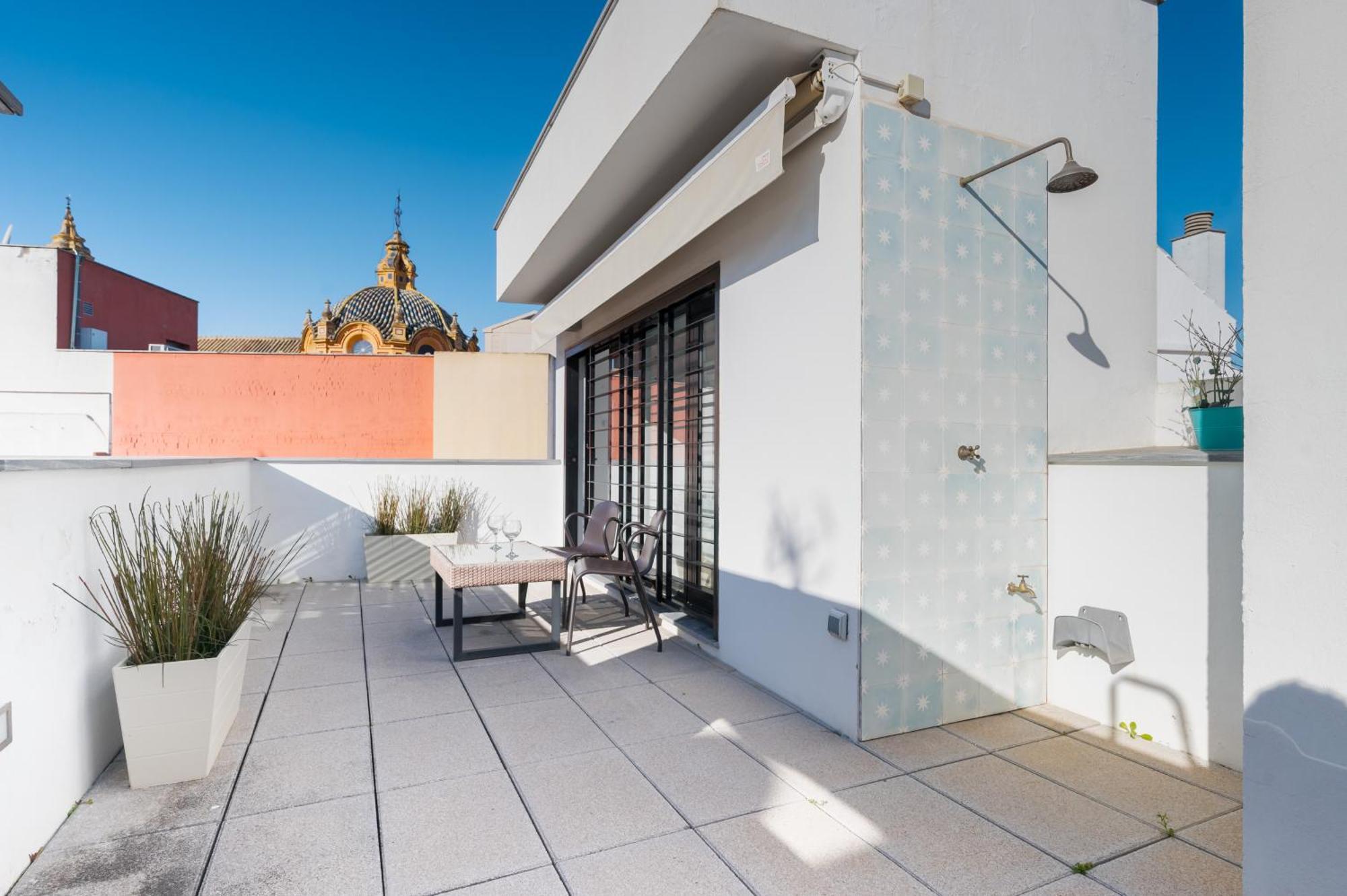 Attic With Terrace- 1Bd 1Bth- Corral Del Rey Apartment Seville Exterior photo