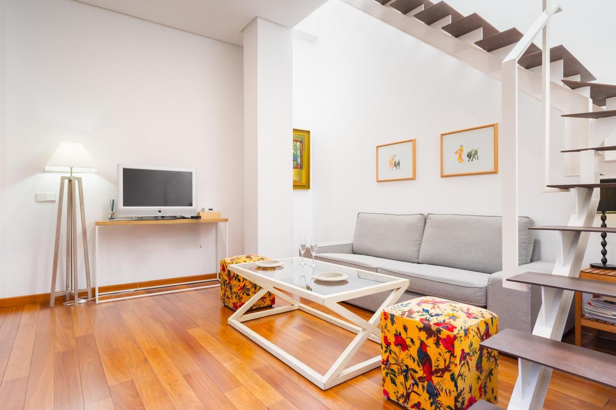 Attic With Terrace- 1Bd 1Bth- Corral Del Rey Apartment Seville Exterior photo